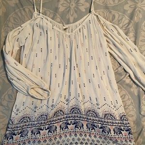 Large over shoulder top